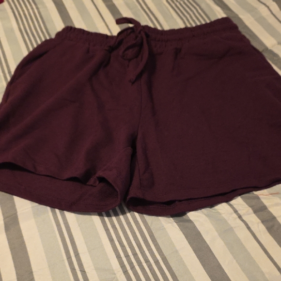 Zenana Deep Burgundy Athletic Shorts NWOT - Picture 1 of 3